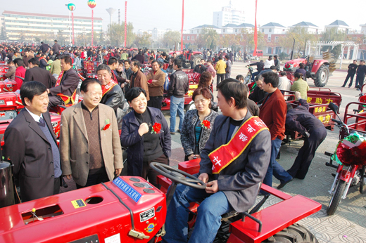 人民网河南人口计生_...》发表30周年河南省人口计生工作成就图片展人民网郑(3)