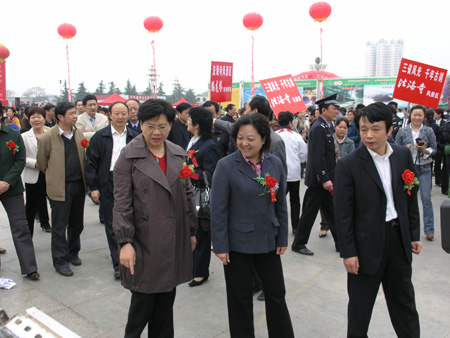 岳西平副巡视员出席"百城旅游宣传周"南阳会场活动